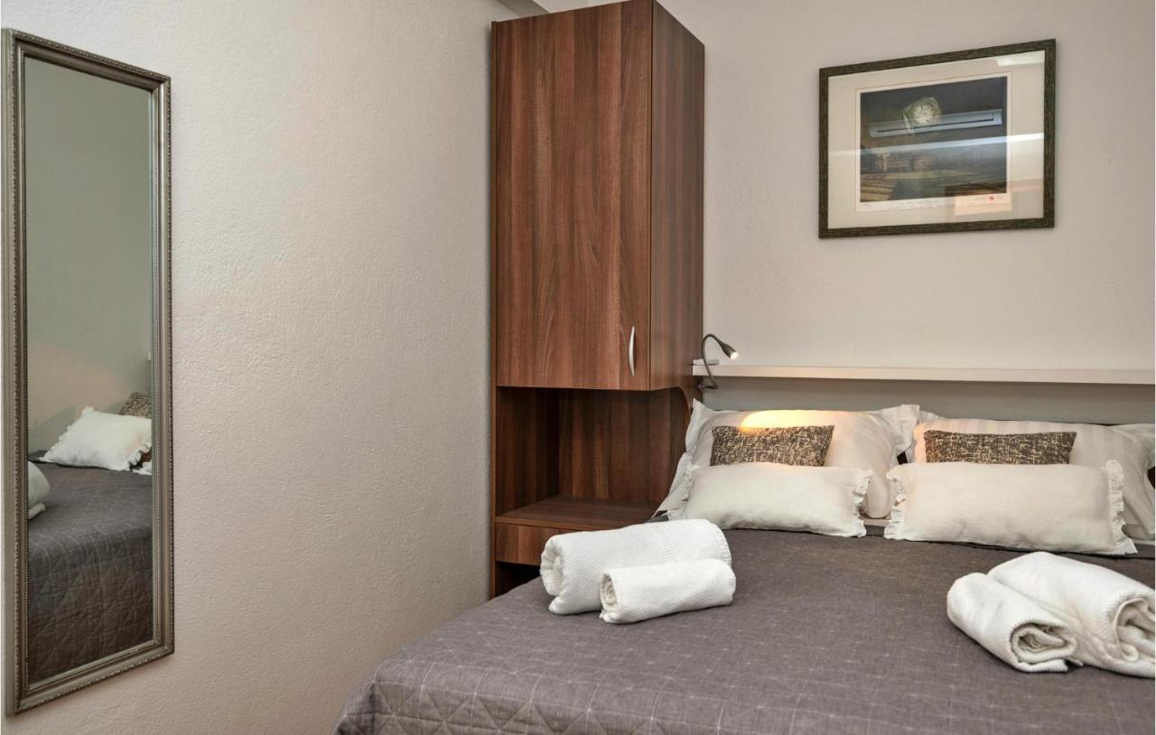 3 Bedroom Gorgeous Home In Makarska Dış mekan fotoğraf