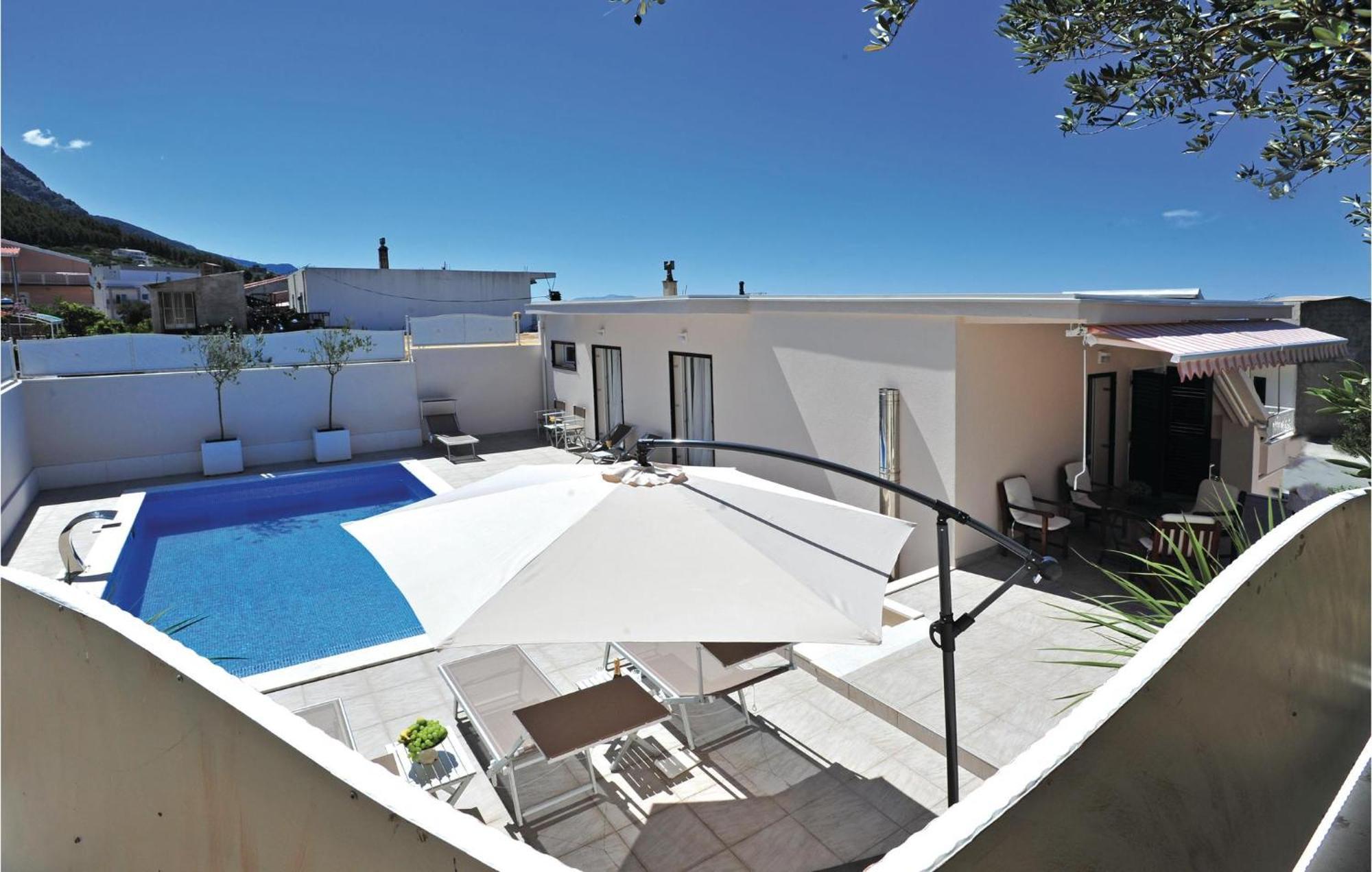 3 Bedroom Gorgeous Home In Makarska Dış mekan fotoğraf