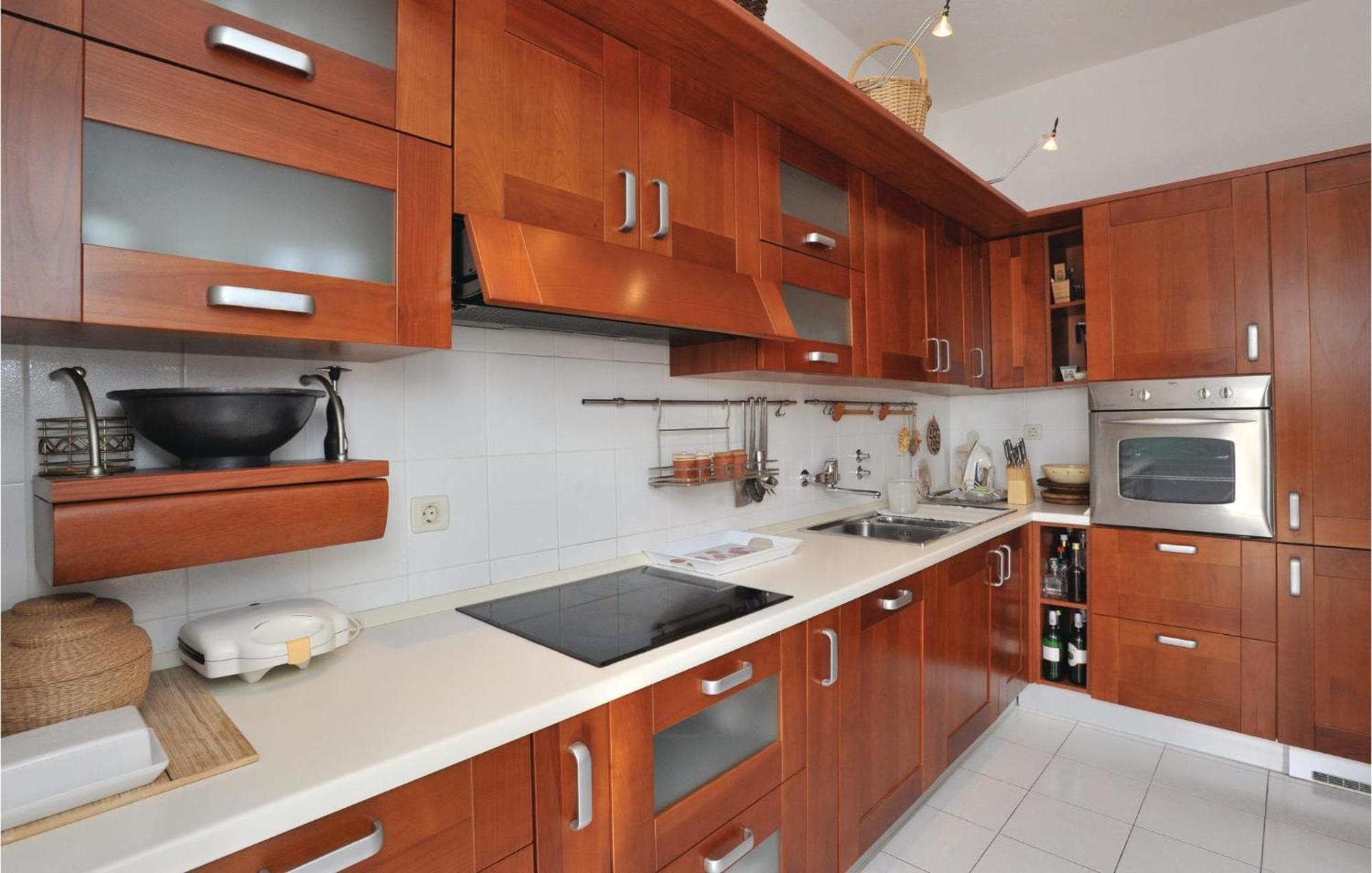 3 Bedroom Gorgeous Home In Makarska Dış mekan fotoğraf