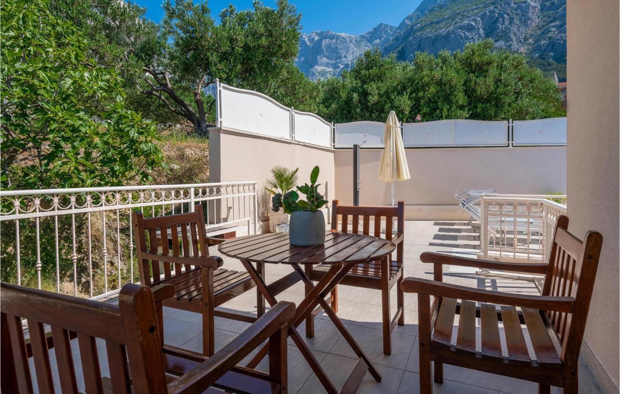 3 Bedroom Gorgeous Home In Makarska Dış mekan fotoğraf