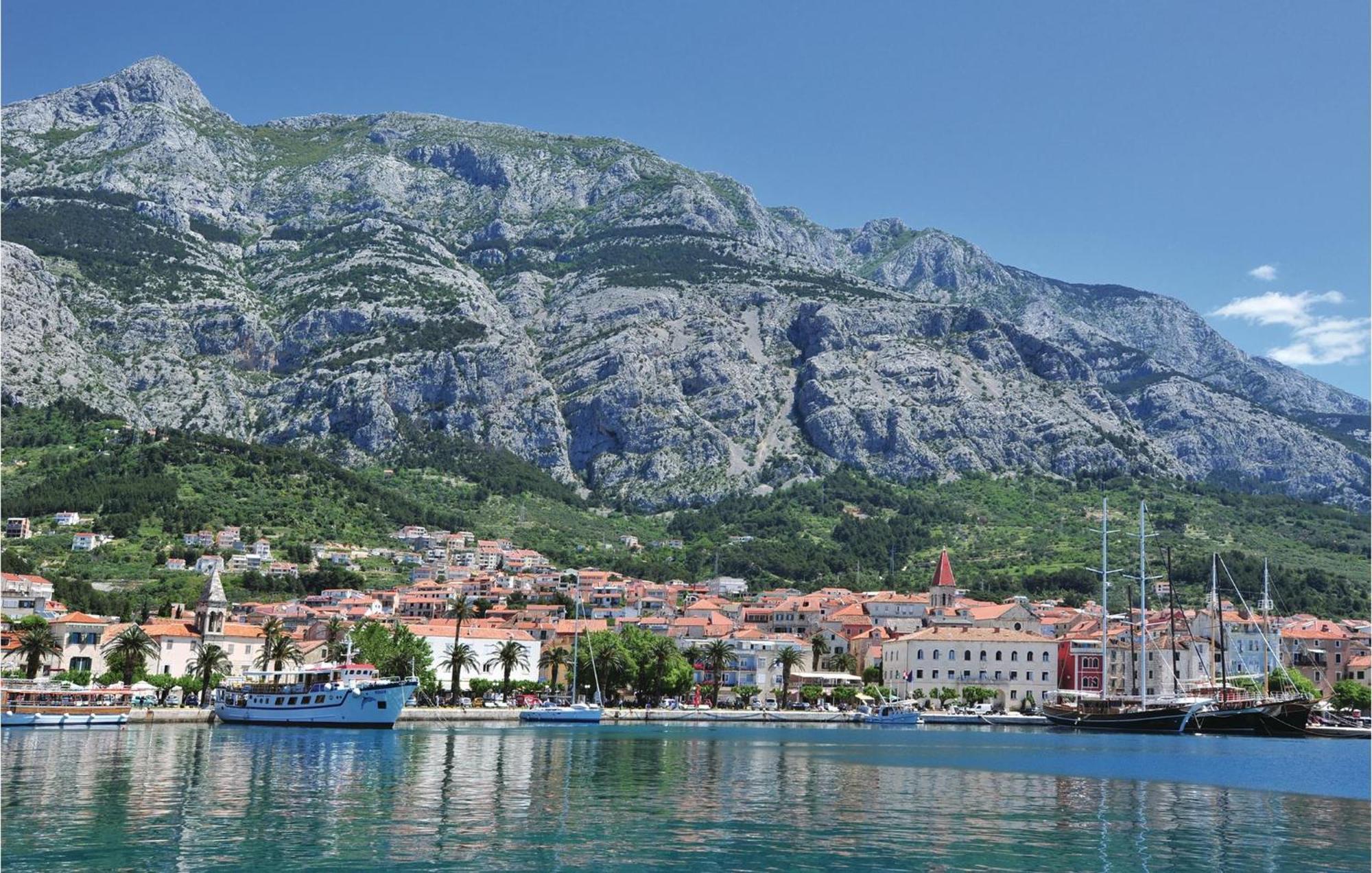 3 Bedroom Gorgeous Home In Makarska Dış mekan fotoğraf