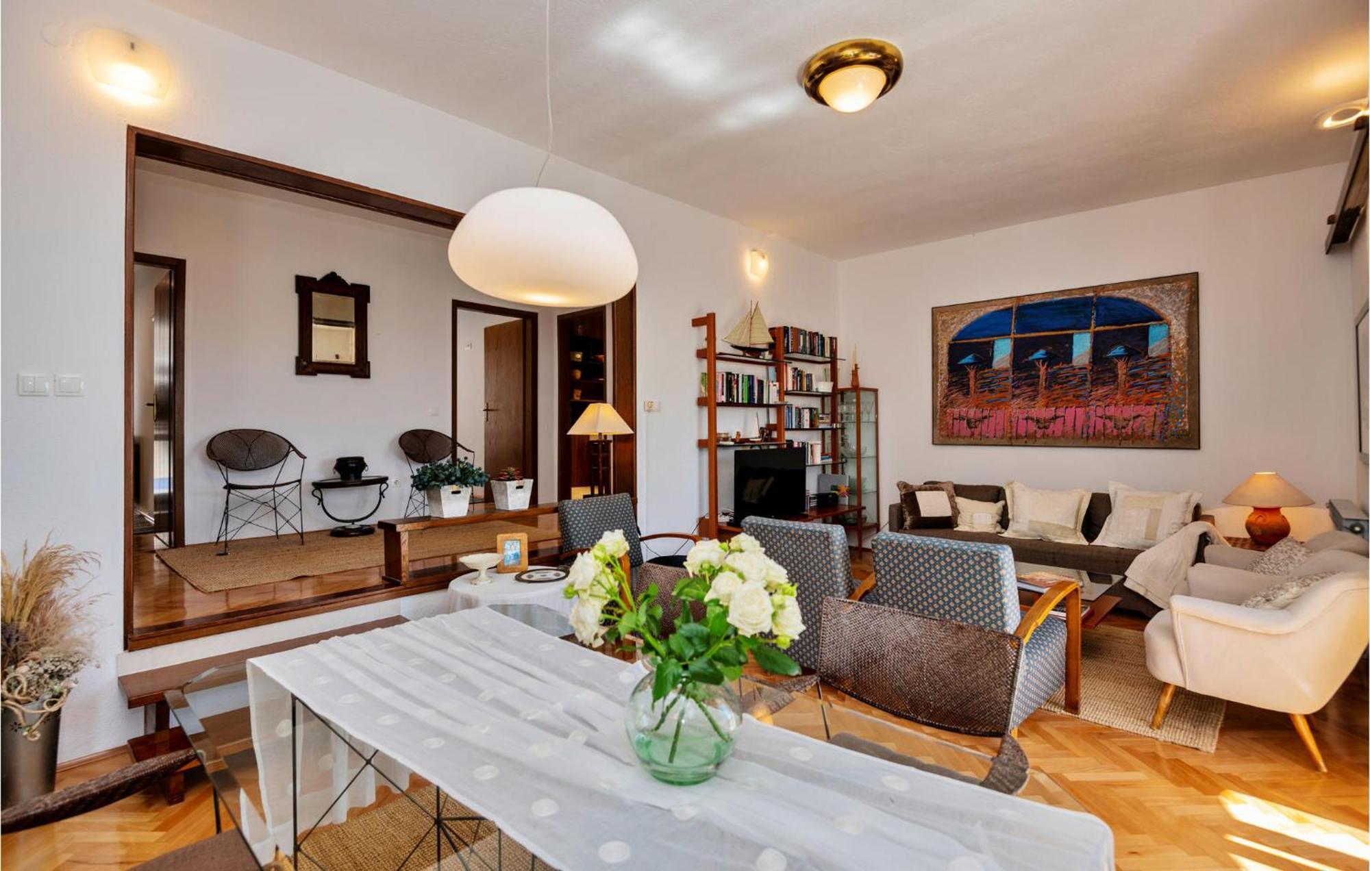 3 Bedroom Gorgeous Home In Makarska Dış mekan fotoğraf